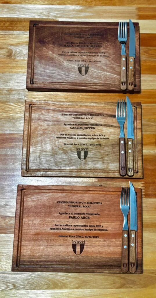 Juego de cuchillo mango fino + tenedor