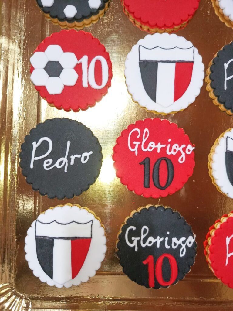 Bandeja con 8 Cookies.