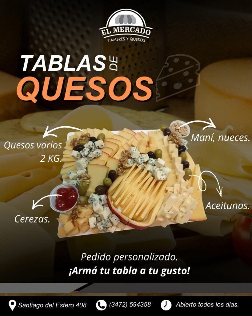 Tabla de quesos con frutos secos y cerezas