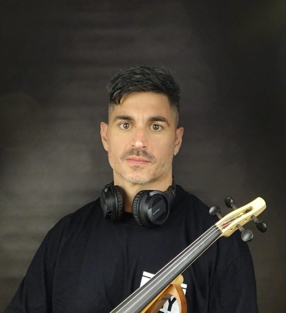 Live violin & set